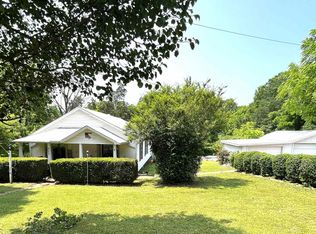323 N Church Ave, Henderson, TN 38340