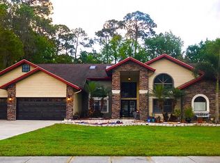 95 Deerpath Dr, Oldsmar, FL 34677
