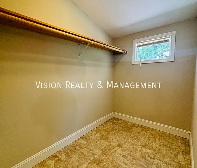 538 Old Airport Rd — Photo 10