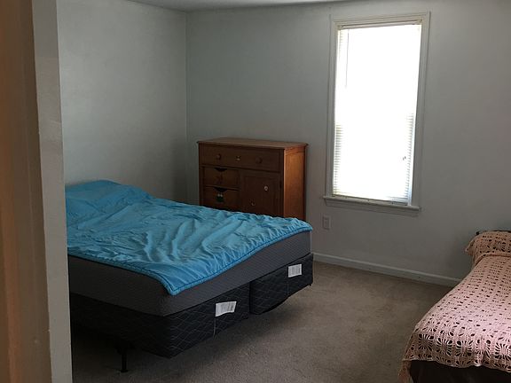 5th image of 350 Bardon St