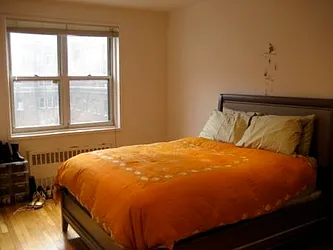 Rented by EM Global Real Estate