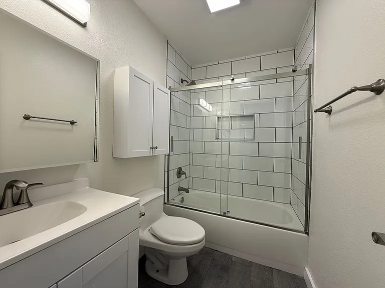 26180 Rainbow Glen Dr — Photo 13