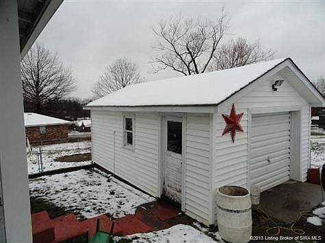 3rd image of 709 N Hayes Ave