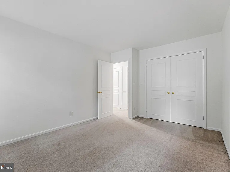 1171 Foxhound Ct — Photo 52