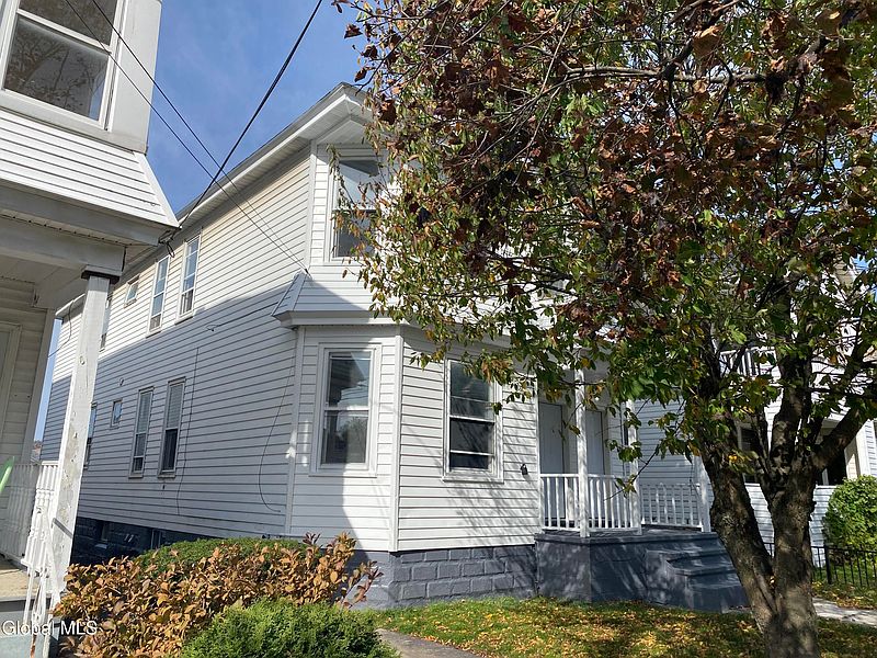 3rd image of 1755 Avenue B