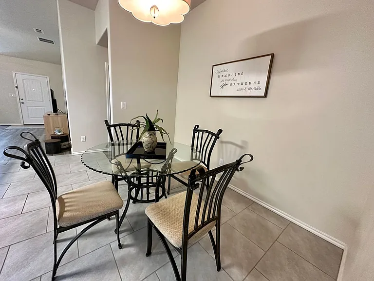 13804 Uvalde Ave — Photo 5