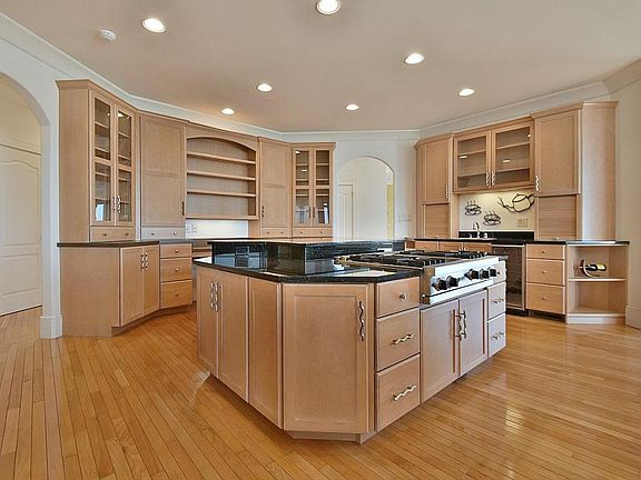 5th image of 9201 Double Eagle Ln