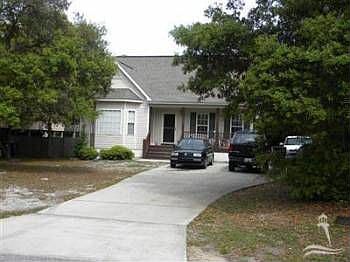 2nd image of 306 NE 47th St