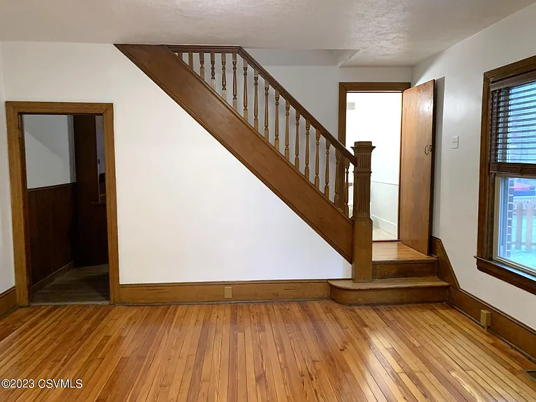 430 Broad St — Photo 6