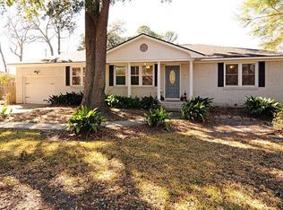 1647 Falmouth St, Charleston, SC 29407