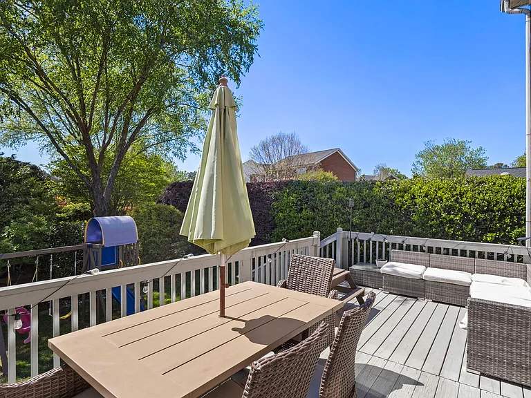 4442 Huntscroft Ln — Photo 17