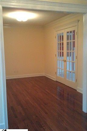 4th image of 208 Understone Dr