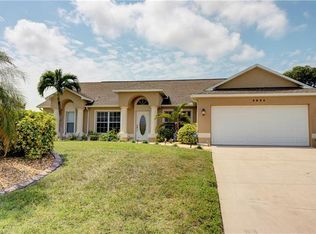 3822 SW 11th Ave, Cape Coral, FL 33914