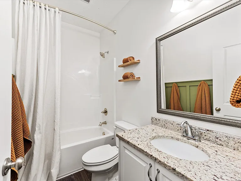 975 Newburn Dr — Photo 24