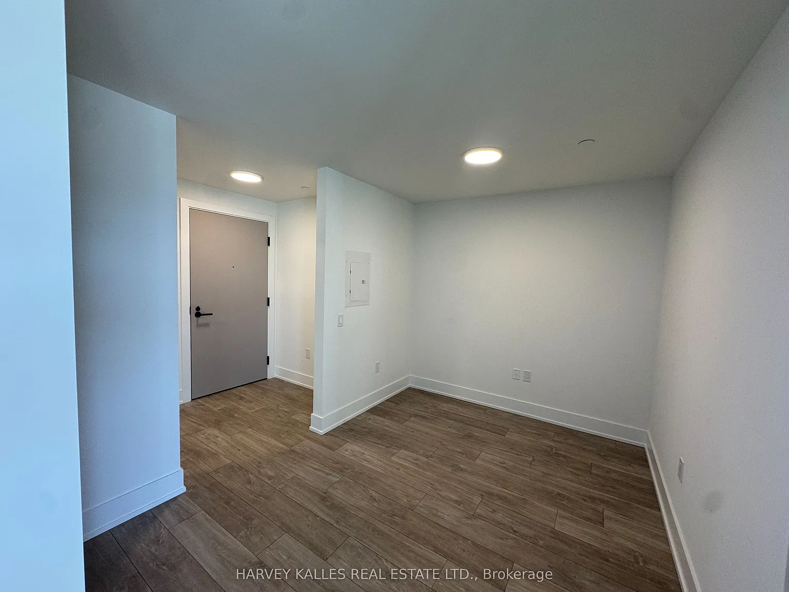 2 bed, $5,200 — Photo 4