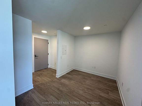 4th image of 858 Dupont St #729