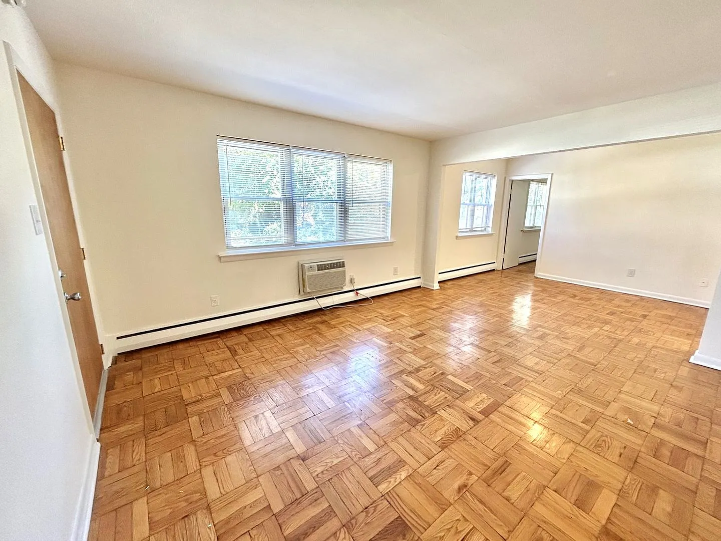 Sheldrake Apartments — Photo 4