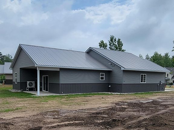 2nd image of 281 Cayo Dr
