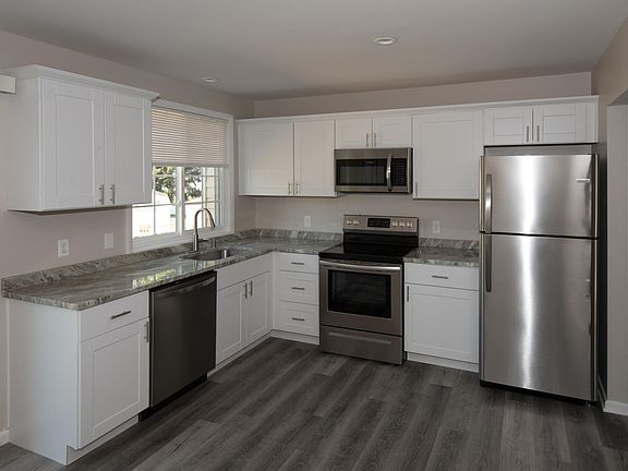 New Cabinets, SS Appliances, Granite Counter Tops