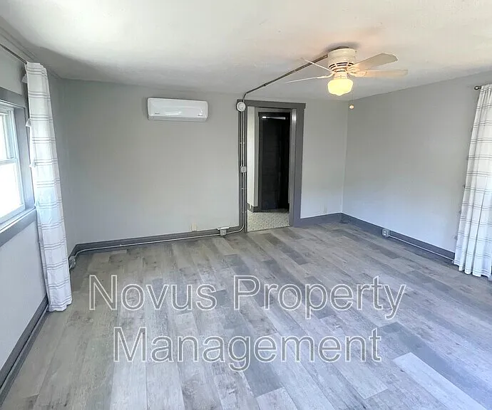 107 Parson St #B — Photo 9