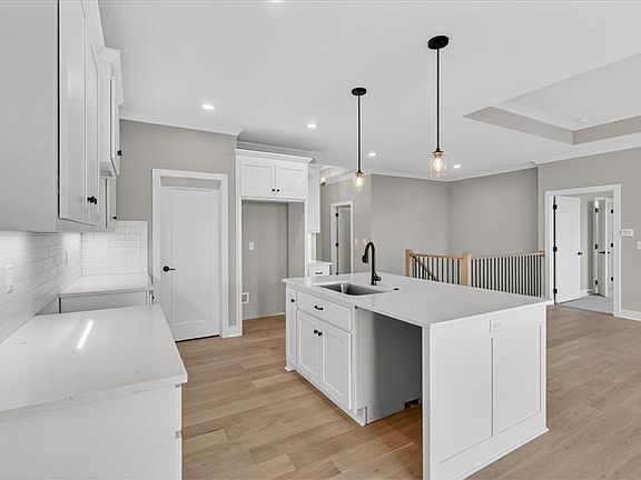 7th image of this home