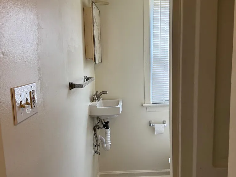 475 Saint Joseph St — Photo 4