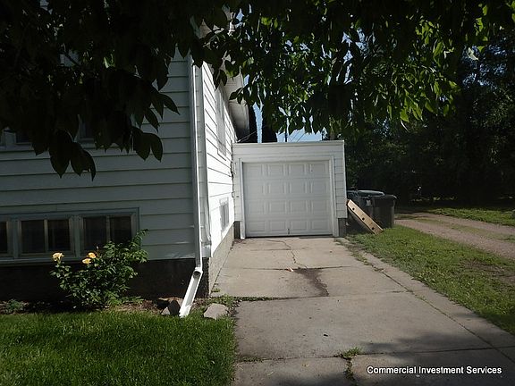 3rd image of 309 E C St