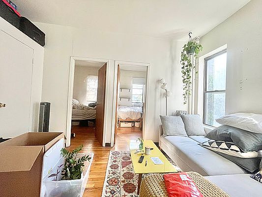 2nd image of 309 E 14th St #4