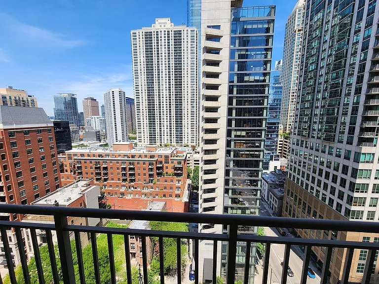 630 N State St #1801 — Photo 14