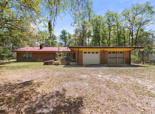 1618 State Highway 11, Kelly, NC 28448