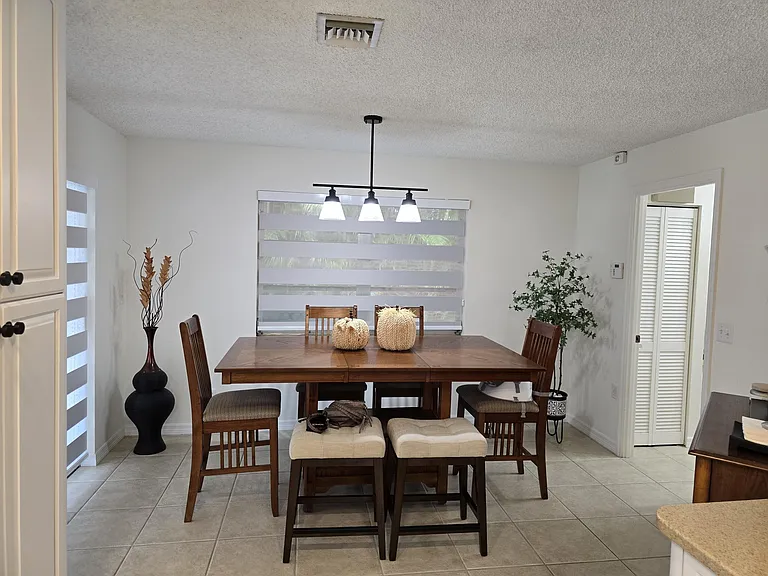 939 Hibiscus Dr — Photo 10