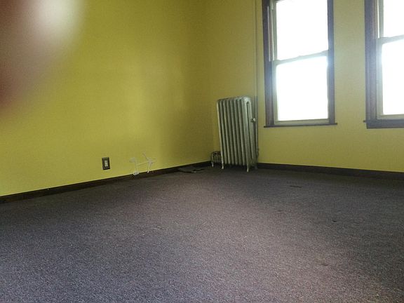 4th image of 14847 87th Ave