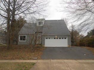 22 Longfield Dr, Hillsborough, NJ