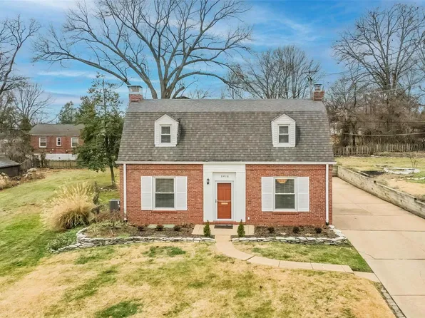 8418 Knollwood Dr, Saint Louis, MO 63121