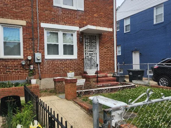 5514 C St SE, Washington, DC 20019