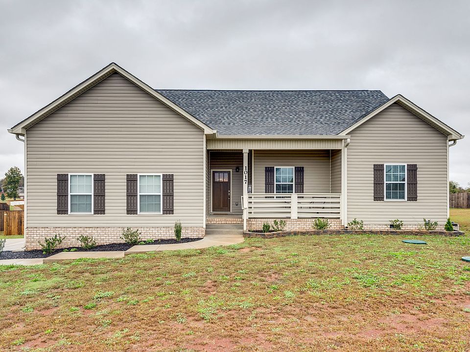 1st image of 1017 Tulip Dr