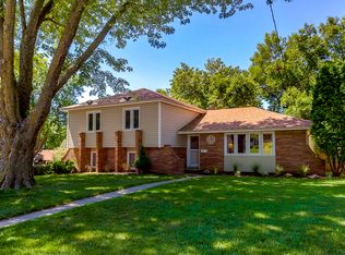 920 23rd St, West Des Moines, IA 50265