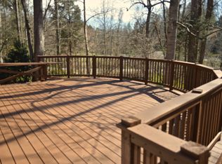 3211 Broadview Dr, Pfafftown, NC 27040