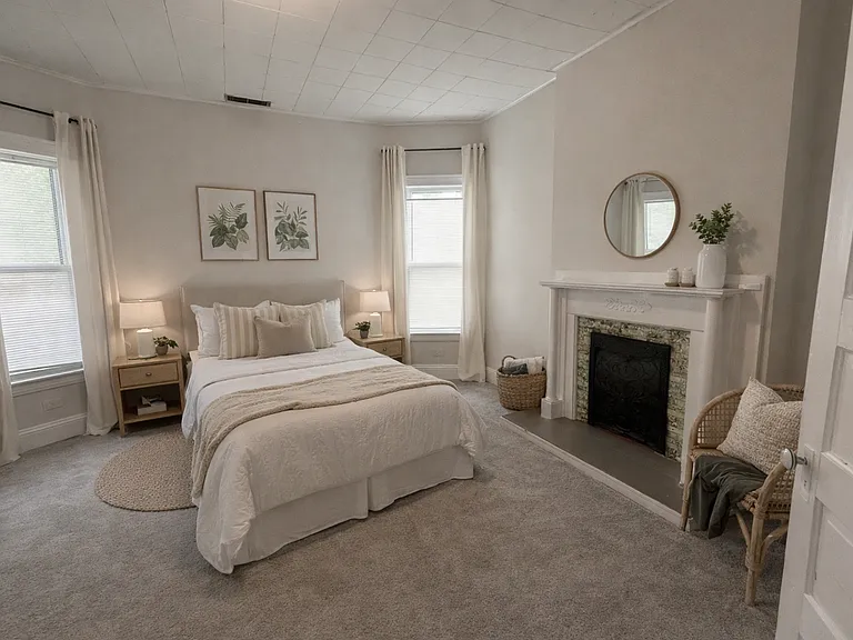 376 Park Ave — Photo 2
