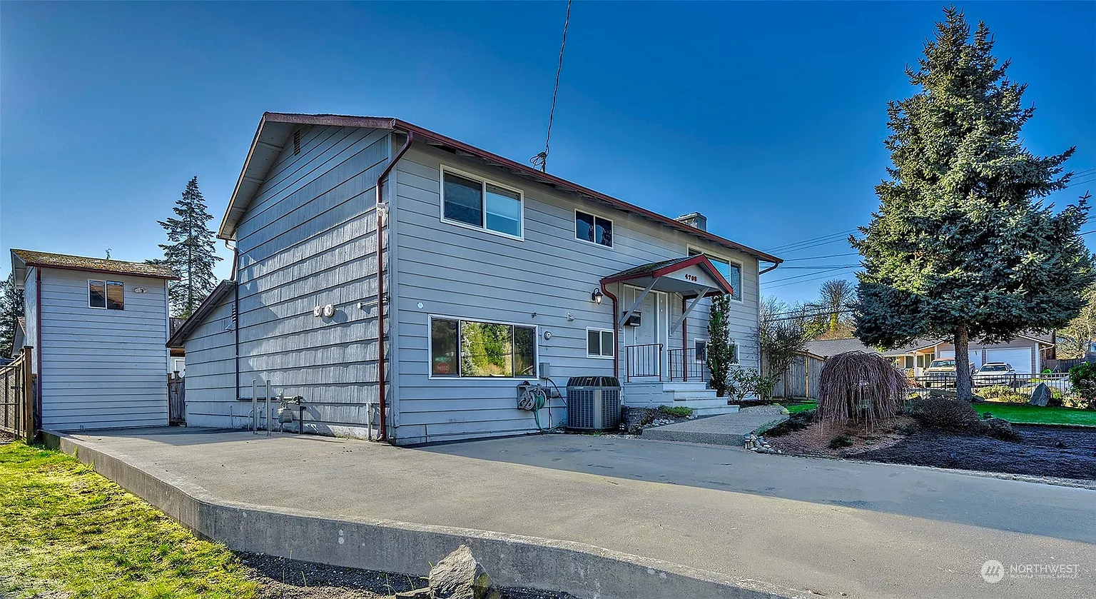 4708 224 Place SW photo 1