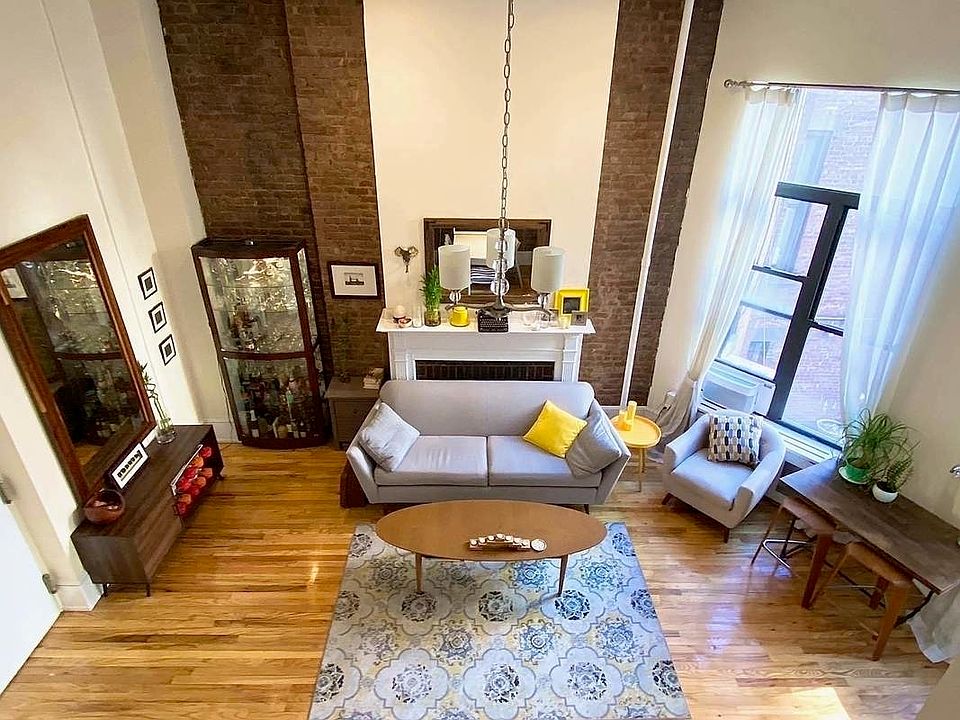 1st image of 111 W 74th St APT 1R