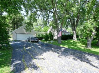 424 N Poplar Ave, Wood Dale, IL 60191