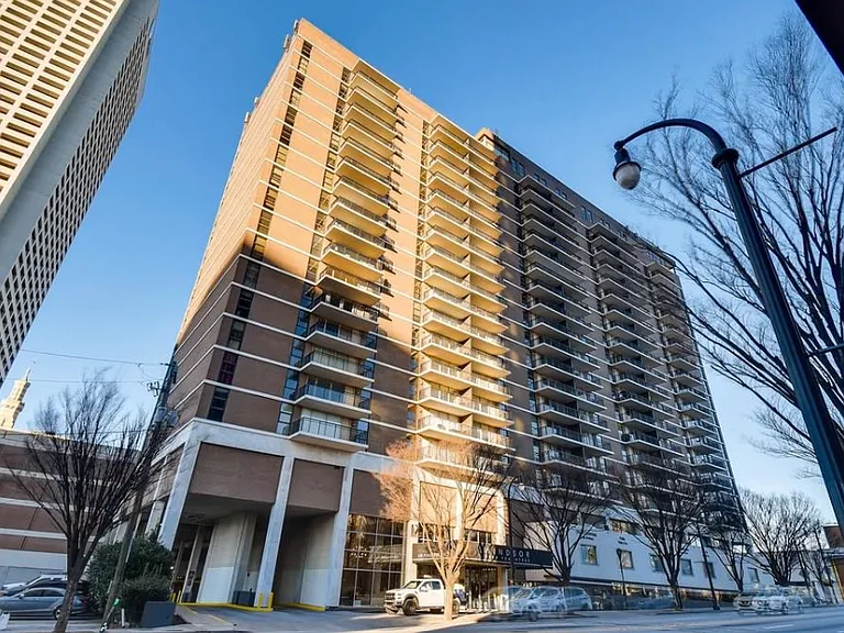 620 Peachtree St NE #1402 — Photo 29