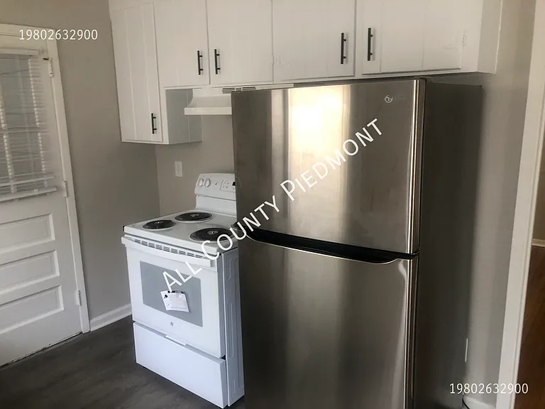 1925 Kennesaw Dr — Photo 4