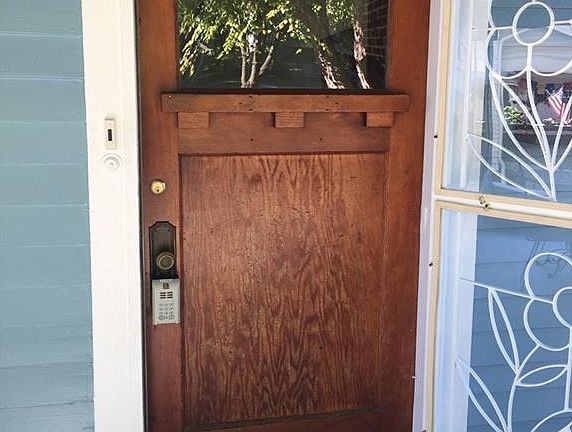 4th image of 1030 Willow Dr