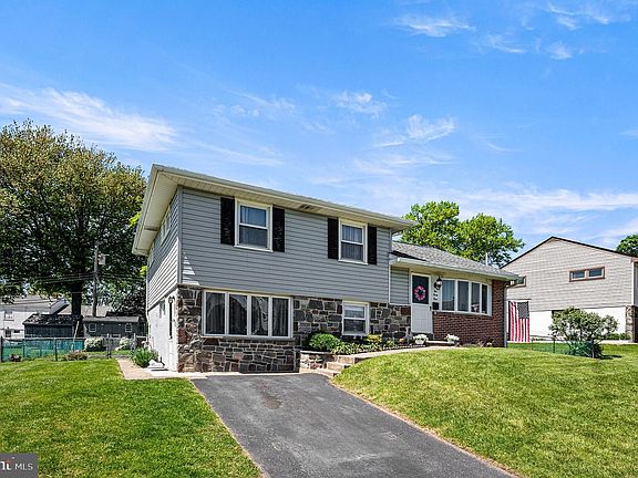 2nd image of 234 Talbot Dr