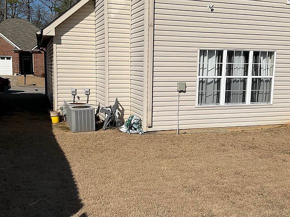 2nd image of 1132 Windsor Pkwy