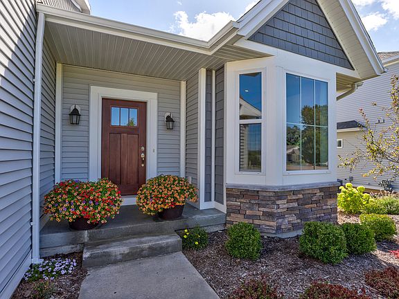 3rd image of 5134 Yellowstone River Dr SW #2