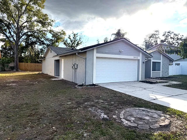5012 Country Hills Dr — Photo 2