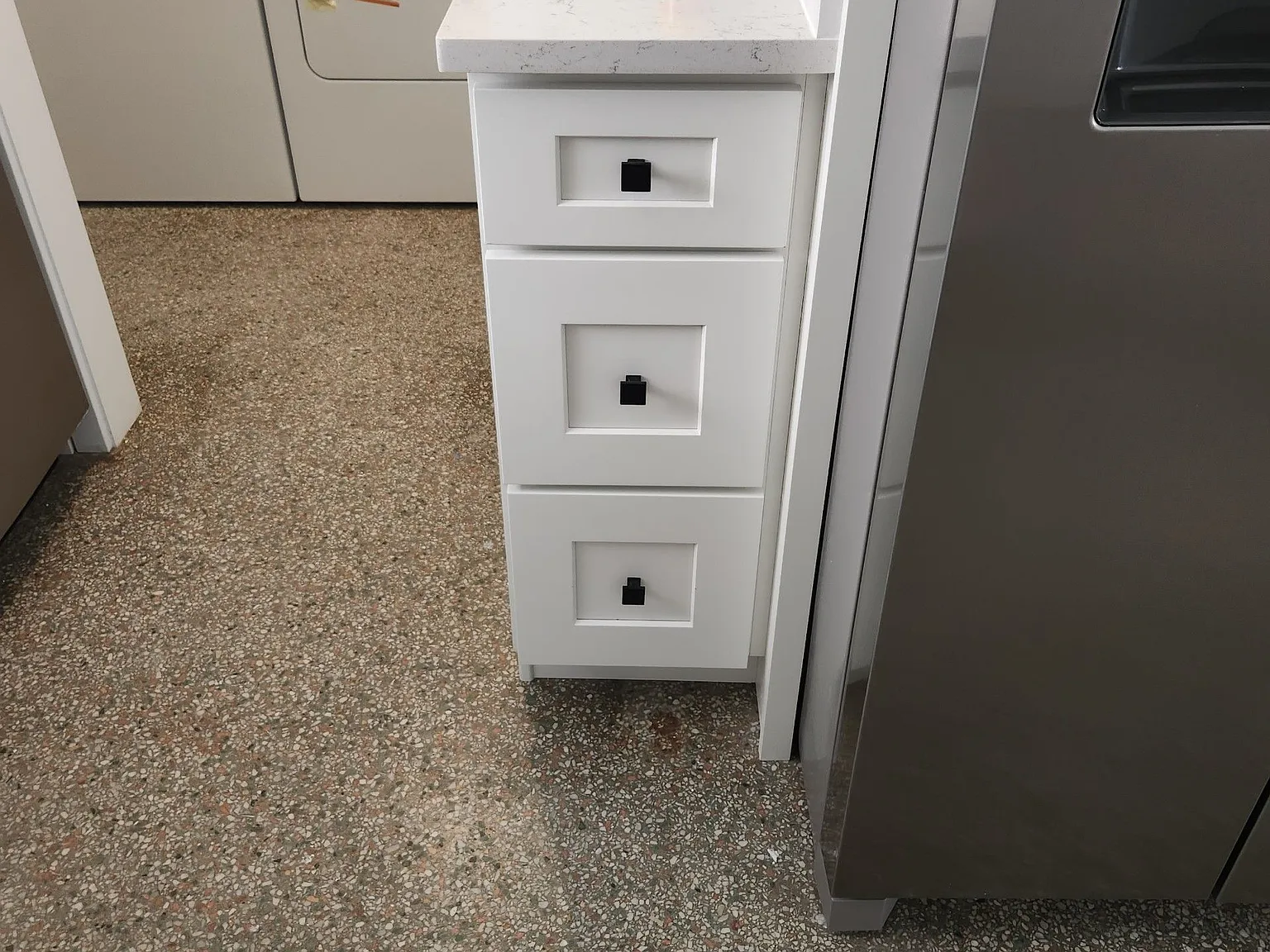 3 bed, 1.0 bath, $2,150 — Photo 4